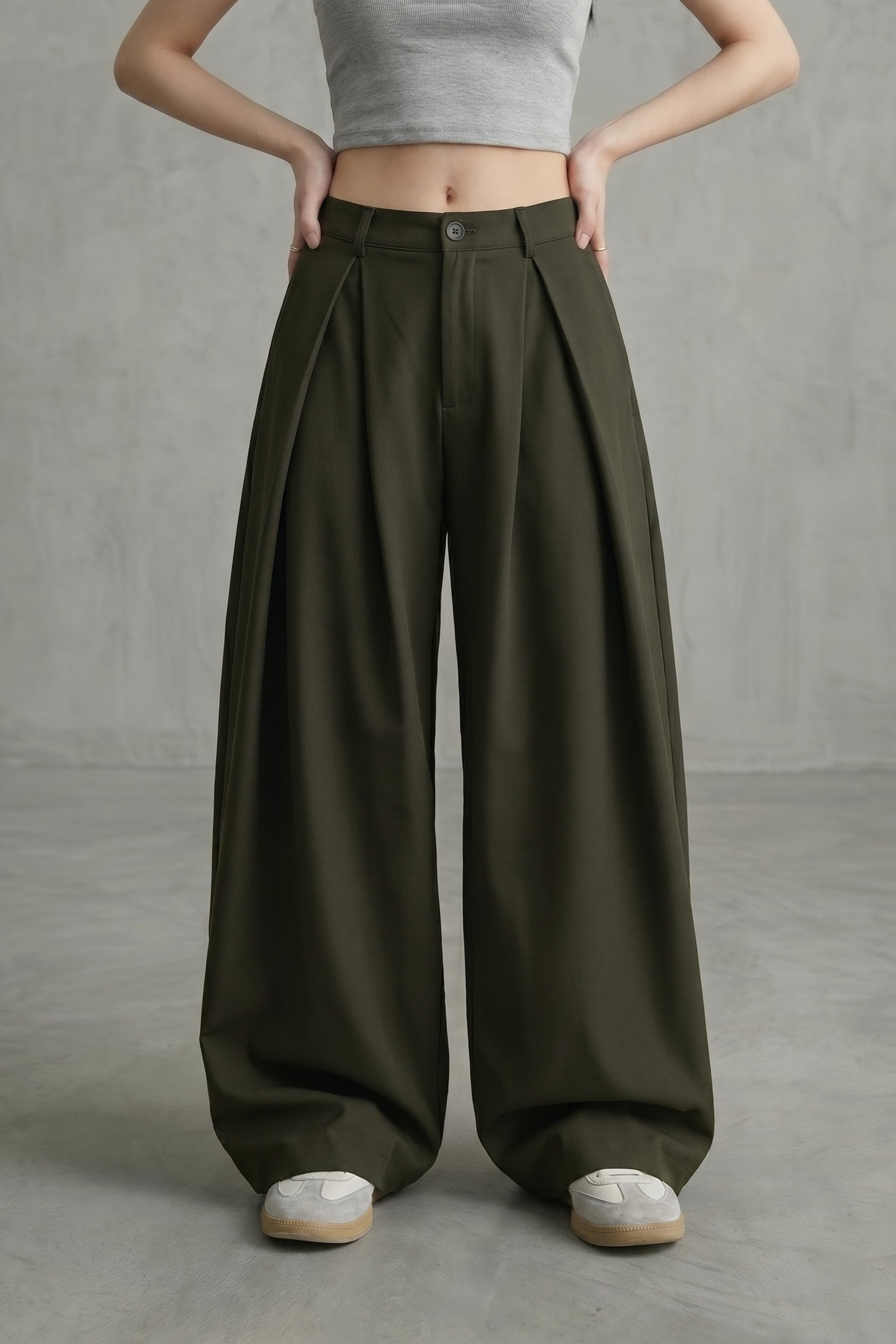 The Aria Wide Pleated Trousers — Olive