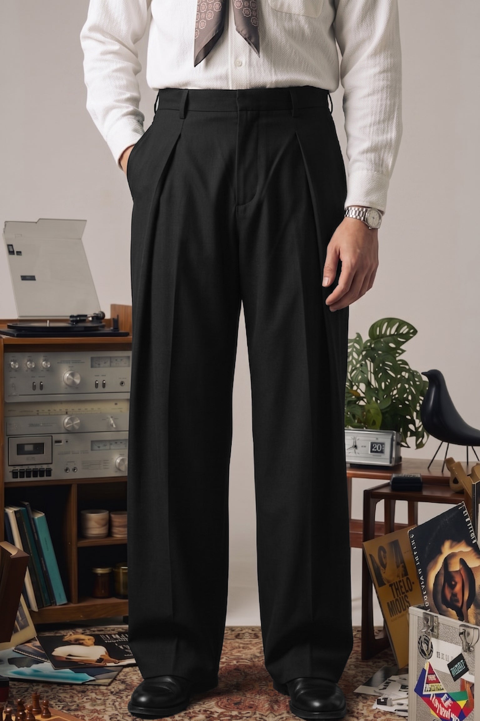 The Vero Wide Pleated Trousers — Onyx