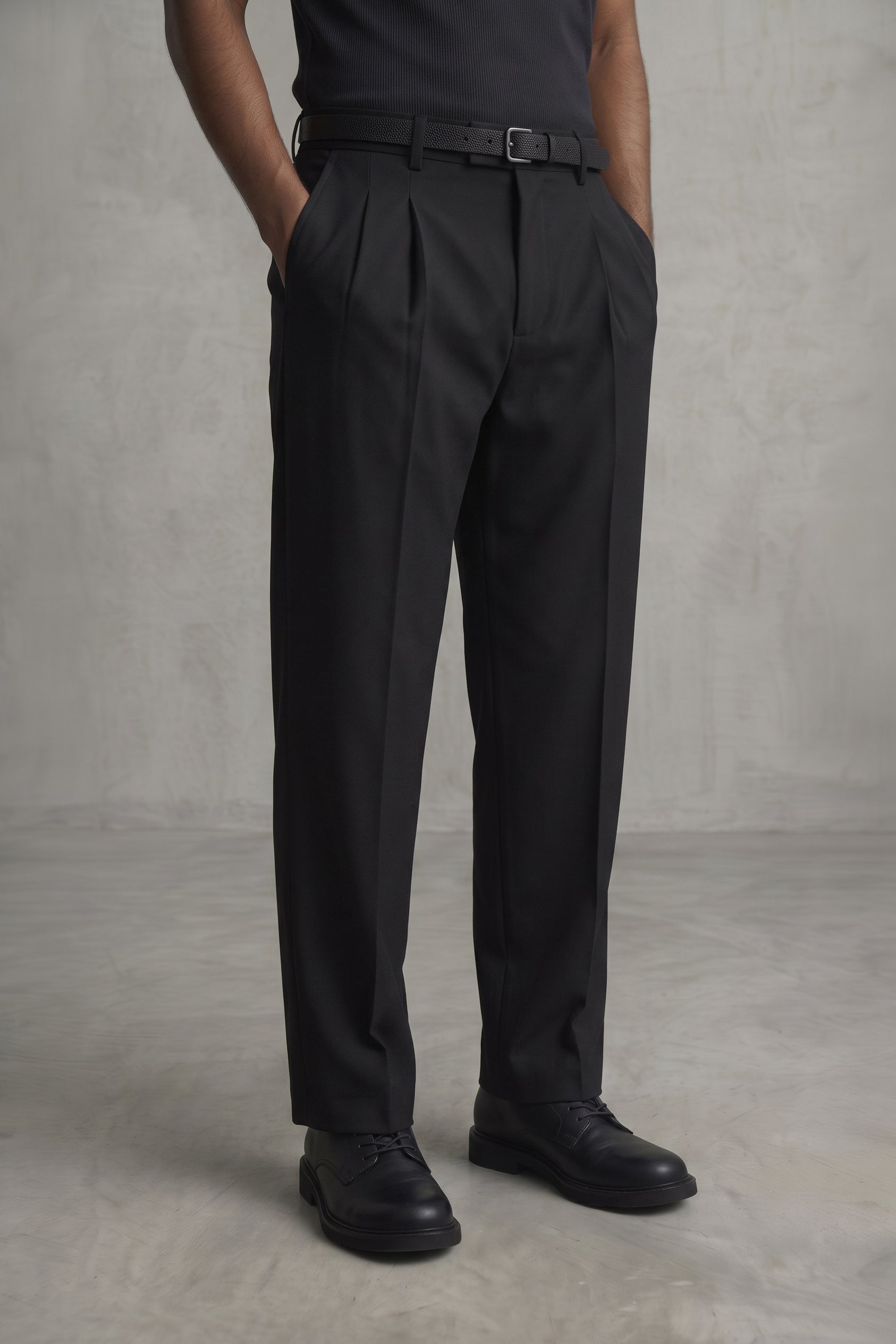 The Alden Pleated Trousers — Onyx
