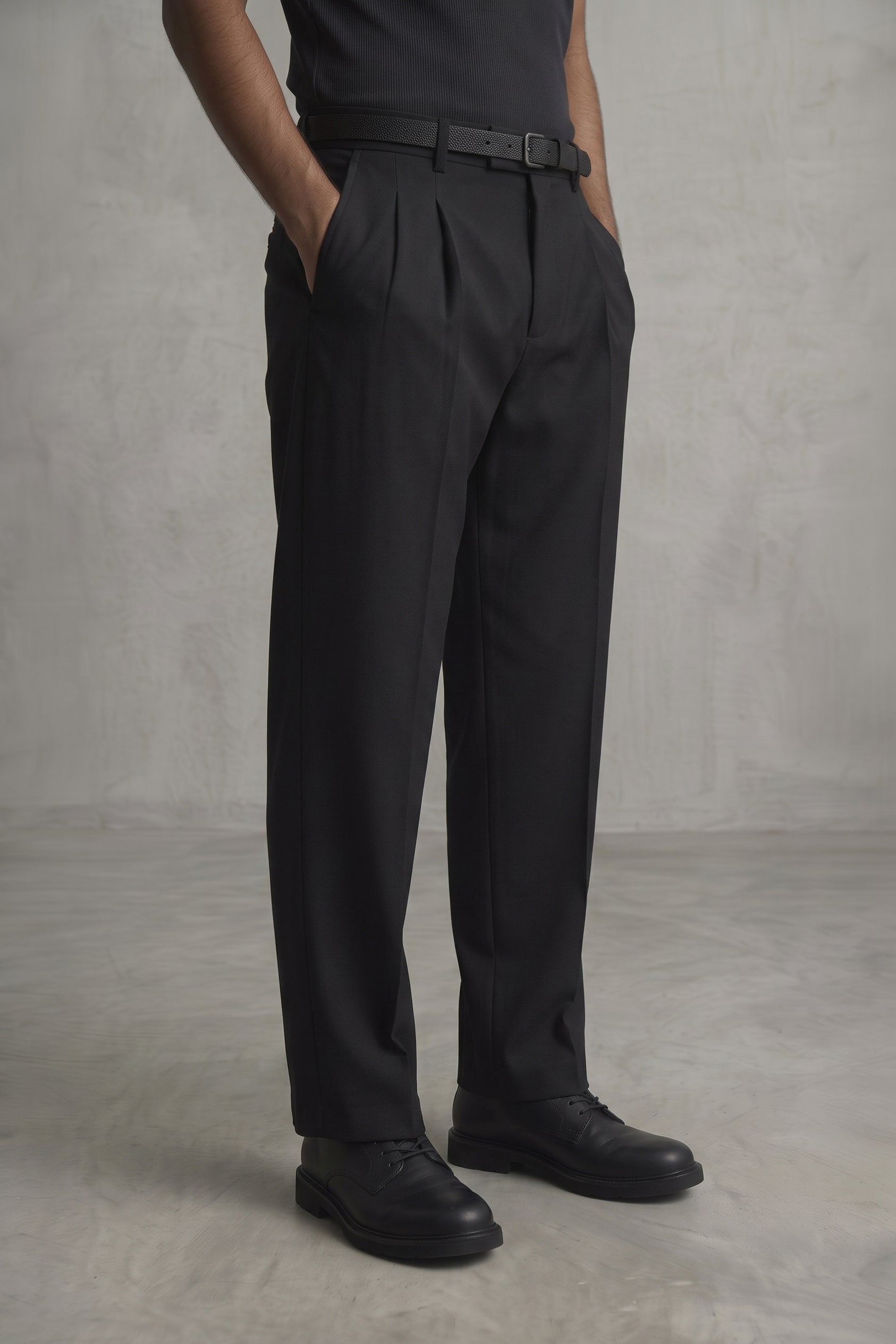 The Alden Pleated Trousers — Onyx