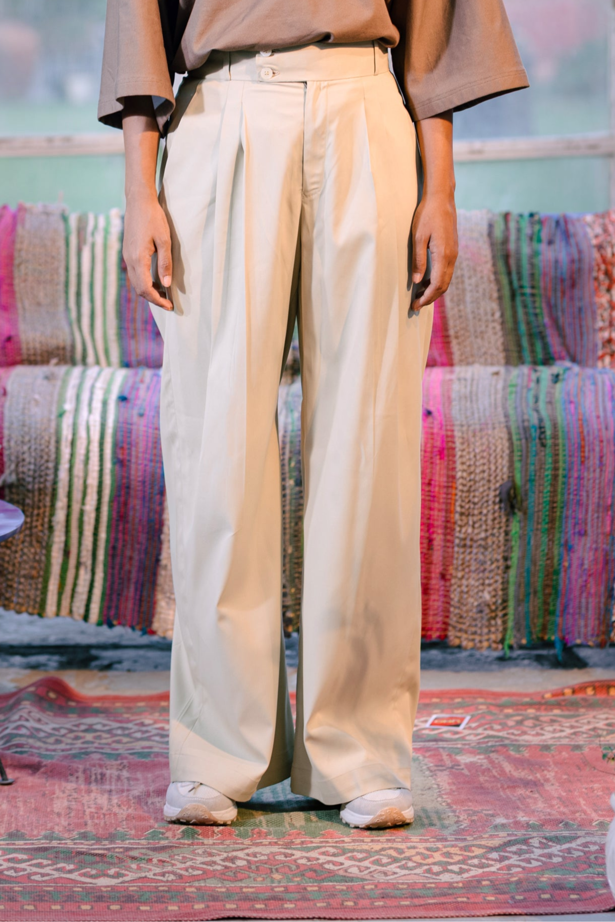 Pathfinder Club Pleated Korean Pants – Ember Dune