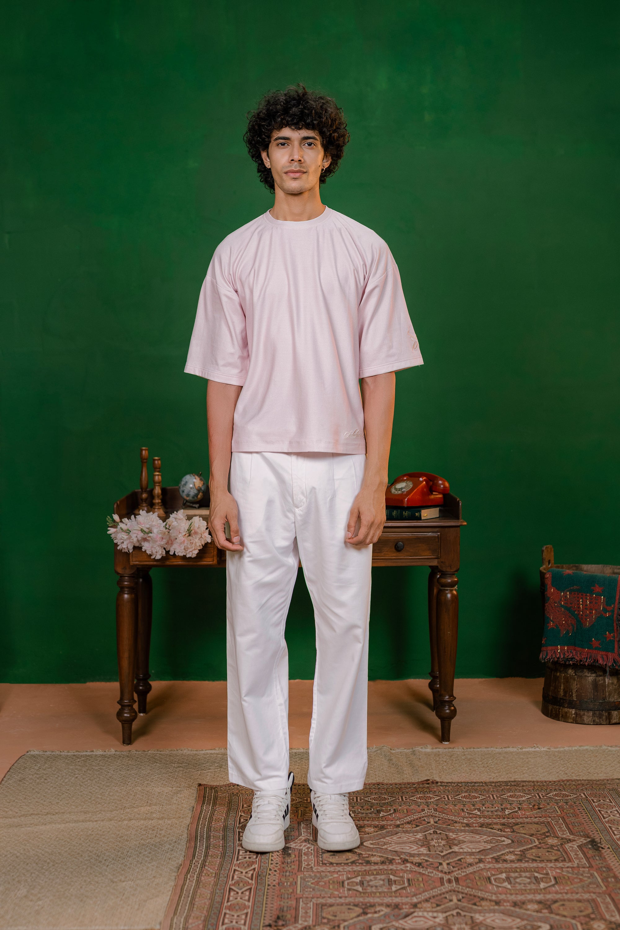 Solution Living T-Shirt – Bubblegum Breeze