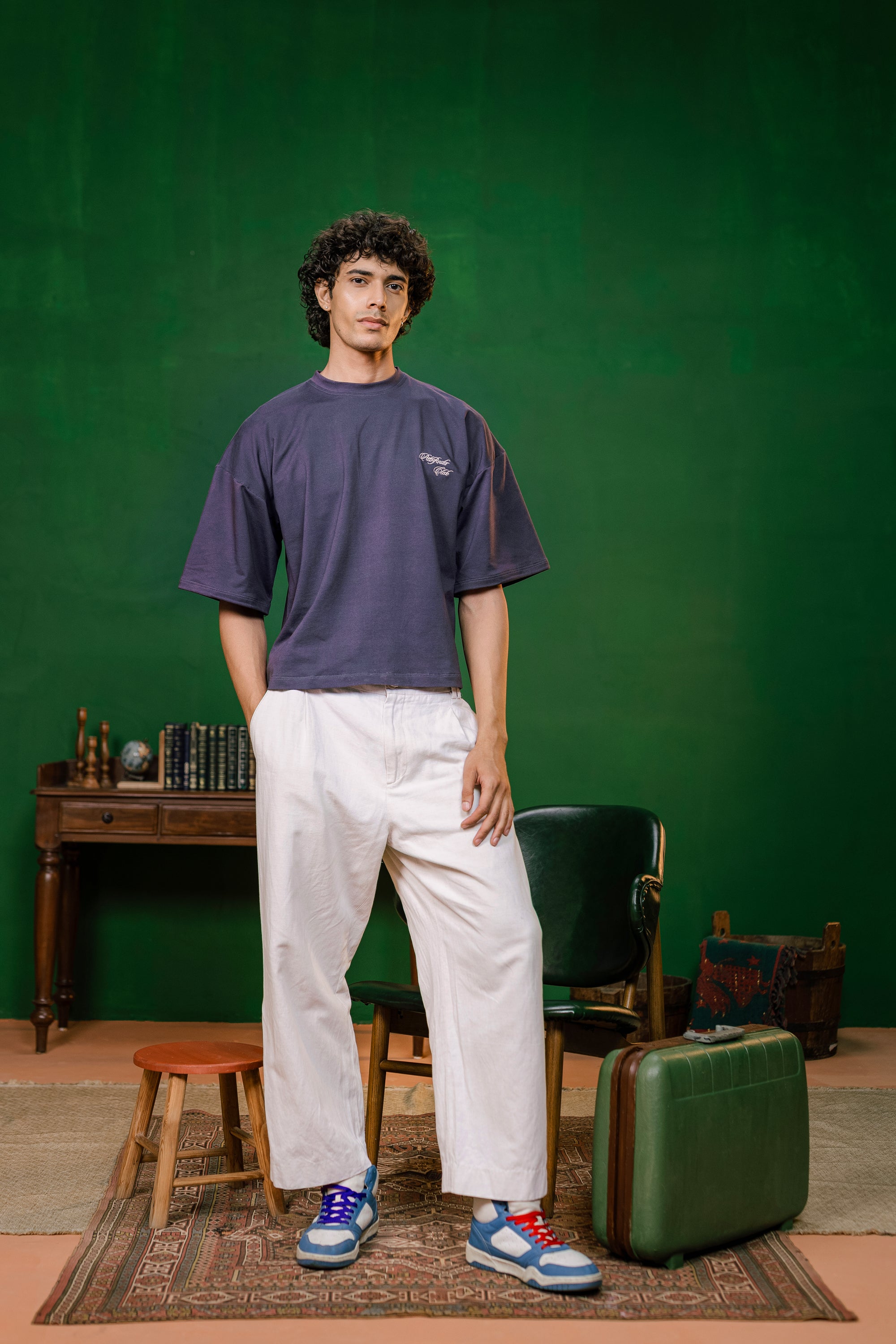 Pathfinder Club Embroidered Oversized T-Shirt – Onyx