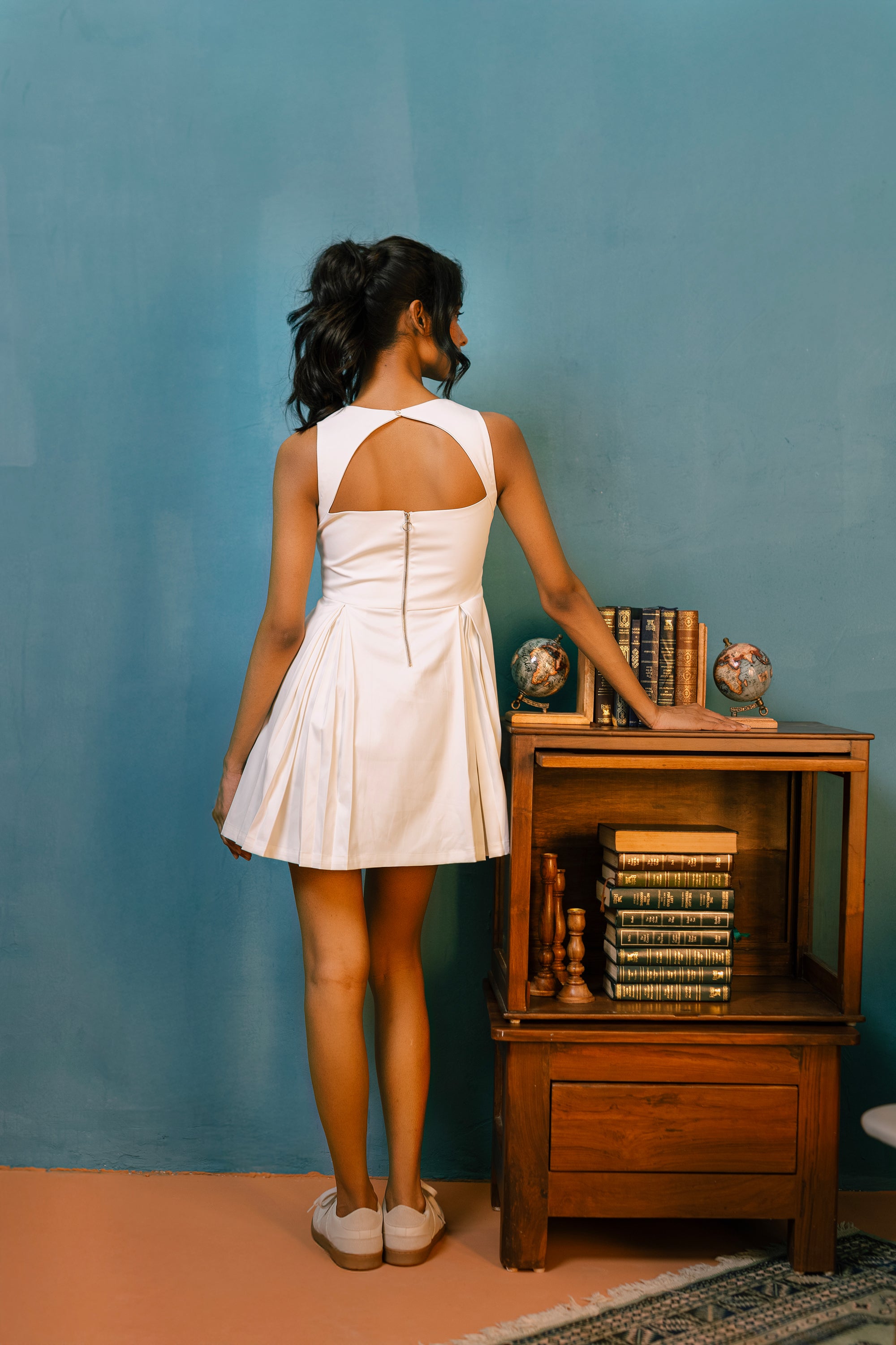 Solution Living Everyday Ease Pleated Dress – Off White
