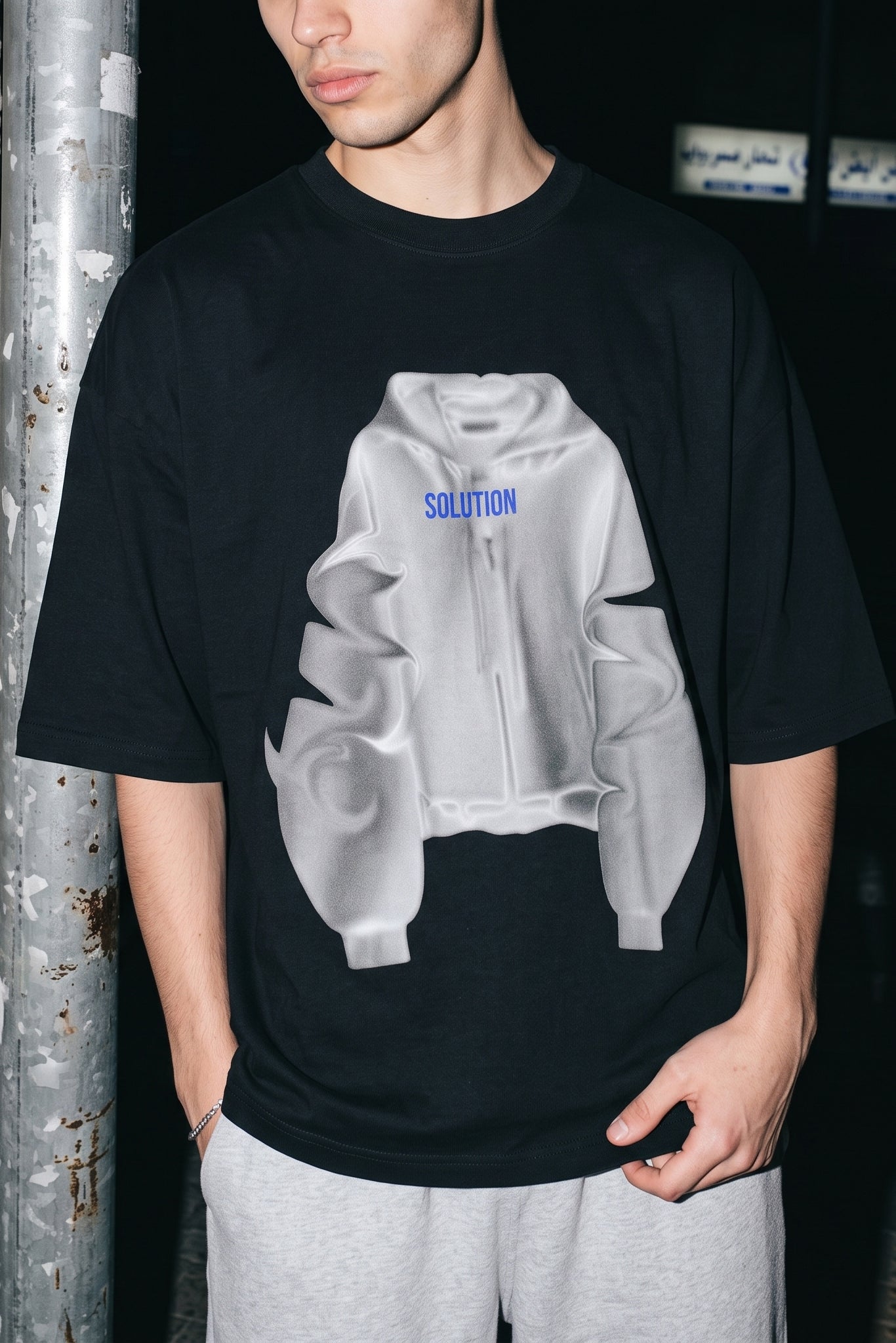 THE HOODIE TEE